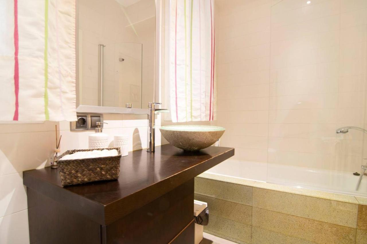 Cozy Apartment Near San Miguel Market By Batuecas Madrid Kültér fotó